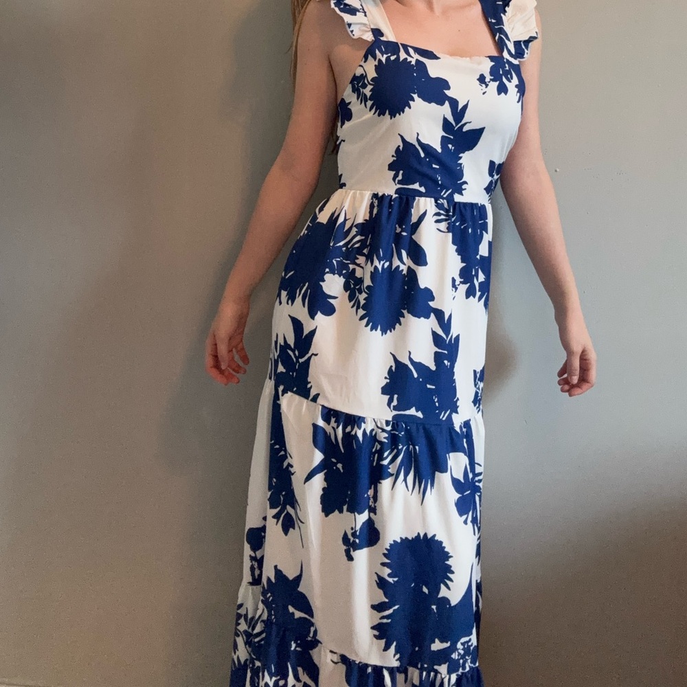 Blue & white square neck maxi dress. - Picture 3 of 7